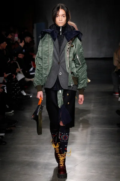 Look 28